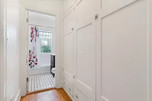 1725 W Winnemac Ave, Chicago, IL 60640 - Photo 13