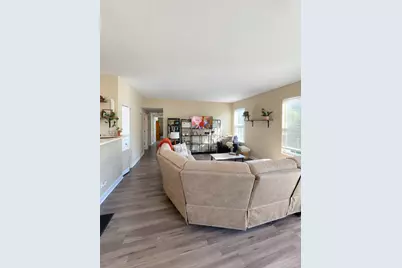 521 N Red Deer Road #521, Round Lake, IL 60073 - Photo 5