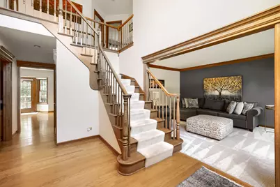 914 Willow Creek Road, West Chicago, IL 60185 - Photo 7