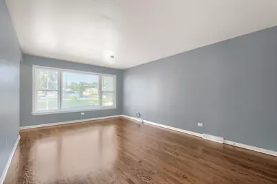 323 154th Place, Calumet City, IL 60409 - Photo 3