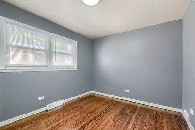 323 154th Place, Calumet City, IL 60409 - Photo 17