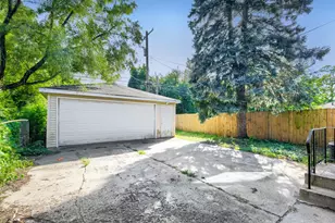 323 154th Pl, Calumet City, IL 60409 - Photo 27