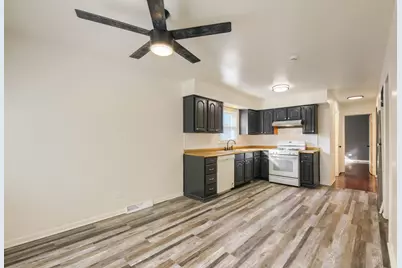 323 154th Place, Calumet City, IL 60409 - Photo 9
