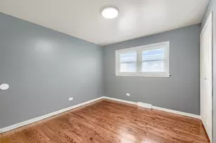 323 154th Pl, Calumet City, IL 60409 - Photo 21