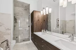 826 N Marshfield Ave, Chicago, IL 60622 - Photo 13