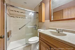 2260 Petworth Ct, Naperville, IL 60565 - Photo 9