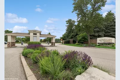 2132 Carillon Drive, Grayslake, IL 60030 - Photo 15