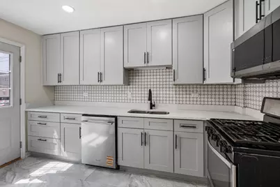 7248 N Ridge Boulevard, Chicago, IL 60645 - Photo 11