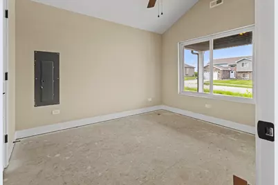 410 E Butler Avenue, Grant Park, IL 60940 - Photo 31