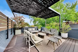 2071 N Oakley Ave, Chicago, IL 60647 - Photo 29