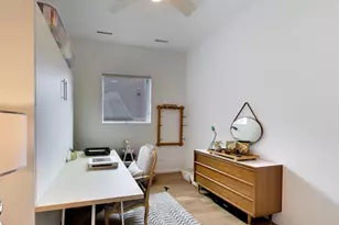 2071 N Oakley Ave, Chicago, IL 60647 - Photo 25