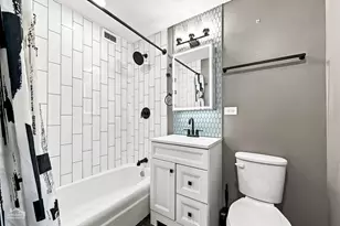 4850 S Lake Park Ave, Chicago, IL 60615 - Photo 13