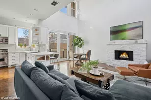 1743 W Terra Cotta Pl, Chicago, IL 60614 - Photo 9