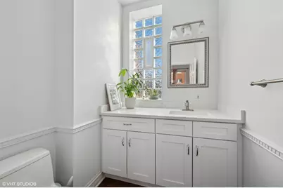 1743 W Terra Cotta Place, Chicago, IL 60614 - Photo 25