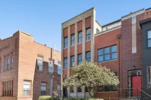 1743 W Terra Cotta Pl, Chicago, IL 60614 - Photo 1