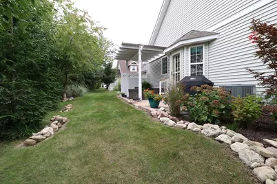1635 Augusta Lane, Shorewood, IL 60404 - Photo 15