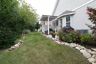 1635 Augusta Ln, Shorewood, IL 60404 - Photo 15