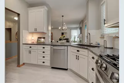 1635 Augusta Lane, Shorewood, IL 60404 - Photo 7