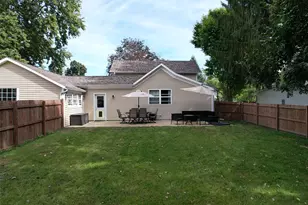 633 S Main St, Sheffield, IL 61361 - Photo 37