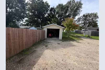 633 S Main Street, Sheffield, IL 61361 - Photo 35