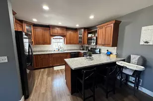 633 S Main St, Sheffield, IL 61361 - Photo 5