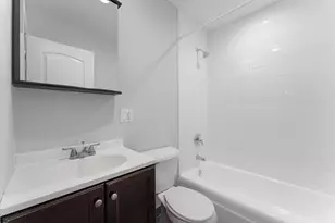 6001 N Kenmore Ave, Chicago, IL 60660 - Photo 9