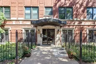 6019 N Winthrop Ave, Chicago, IL 60660 - Photo 1
