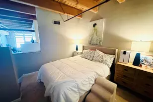 1733 W Irving Park Rd, Chicago, IL 60613 - Photo 3