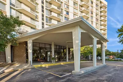 20 N Tower Road #6A, Oak Brook, IL 60523 - Photo 3
