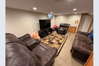 527 Watson Street, Aurora, IL 60505 - Photo 37
