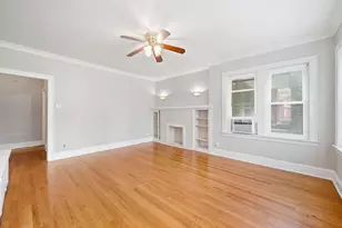 6945 S Calumet Ave, Chicago, IL 60637 - Photo 3