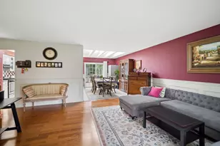 1032 Valley Stream Dr, Wheeling, IL 60090 - Photo 5