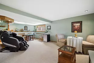 1032 Valley Stream Dr, Wheeling, IL 60090 - Photo 15