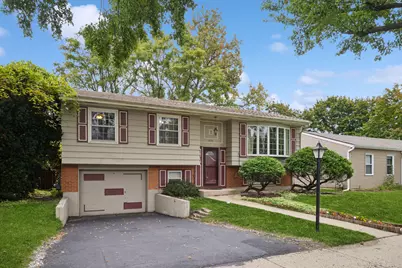 1032 Valley Stream Drive, Wheeling, IL 60090 - Photo 1