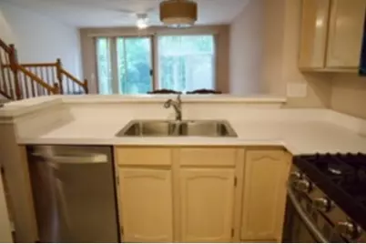 1149 E Addison Avenue E, Lombard, IL 60148 - Photo 9