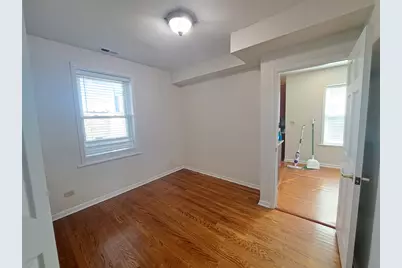 4219 N Lockwood Avenue #4, Chicago, IL 60641 - Photo 9