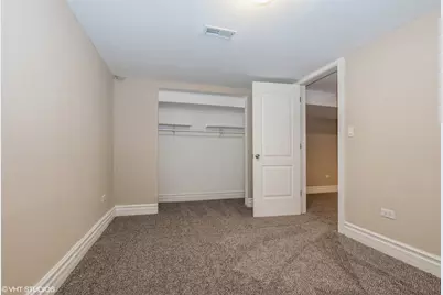 9157 S Avers Avenue, Evergreen Park, IL 60805 - Photo 23