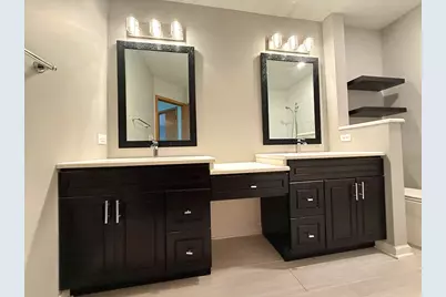 1661 Carmel Court, Hoffman Estates, IL 60169 - Photo 21