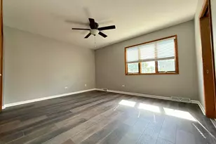 1661 Carmel Ct, Hoffman Estates, IL 60169 - Photo 25