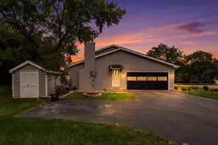 21W134 Club Terrace, Itasca, IL 60143 - Photo 5