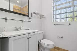 6450 N Troy St, Chicago, IL 60645 - Photo 15