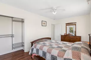 6450 N Troy St, Chicago, IL 60645 - Photo 13