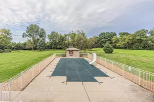2506 Mustang Trail, Woodstock, IL 60098 - Photo 33