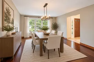 77 Montclair Rd, Vernon Hills, IL 60061 - Photo 3