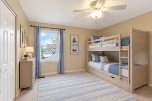 77 Montclair Rd, Vernon Hills, IL 60061 - Photo 13