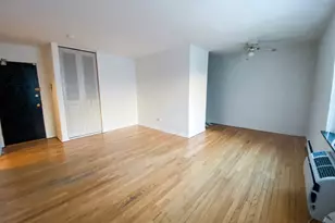 516 W Melrose St, Chicago, IL 60657 - Photo 3