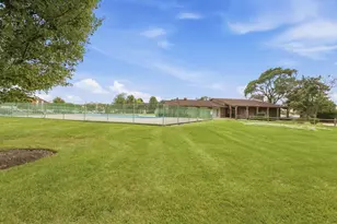 18001 Oak Park Ave, Tinley Park, IL 60477 - Photo 19