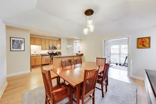 4411 N Beacon St, Chicago, IL 60640 - Photo 11