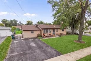 8611 Leclaire Ave, Burbank, IL 60459 - Photo 19