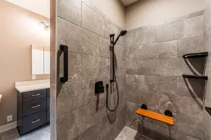 72 Kloe Ln, Sycamore, IL 60178 - Photo 23